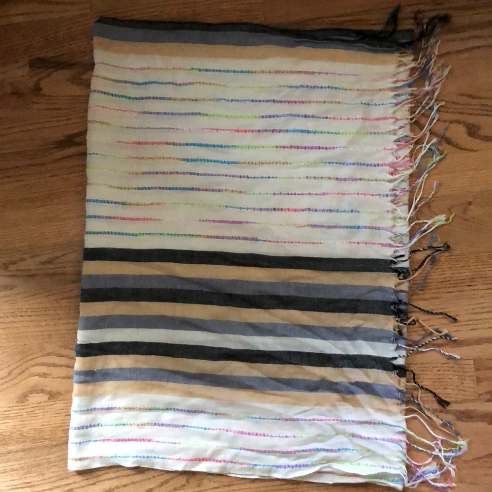 Egyptian scarf